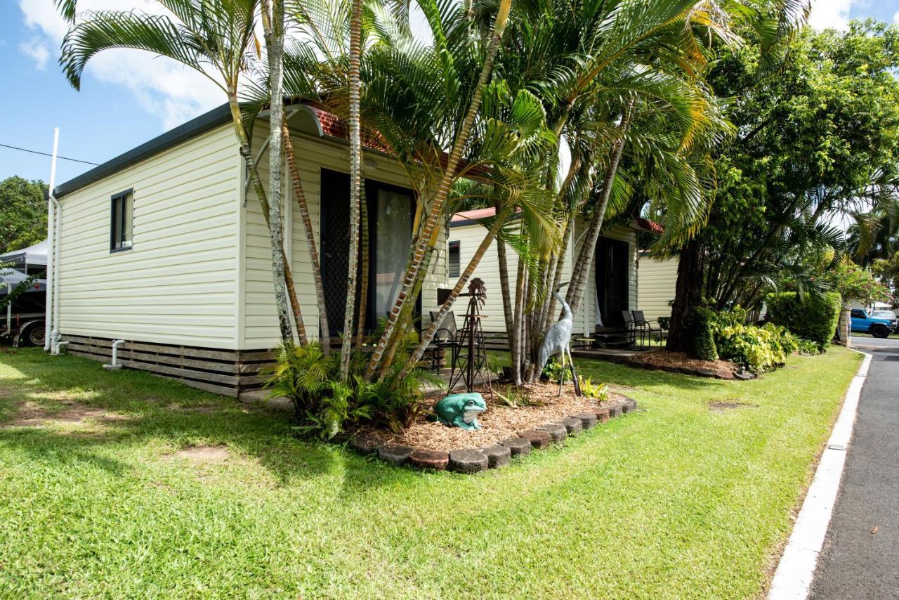 Sarina Palms Caravan And Cabins Village المظهر الخارجي الصورة