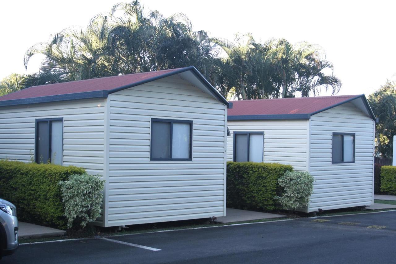 Sarina Palms Caravan And Cabins Village المظهر الخارجي الصورة